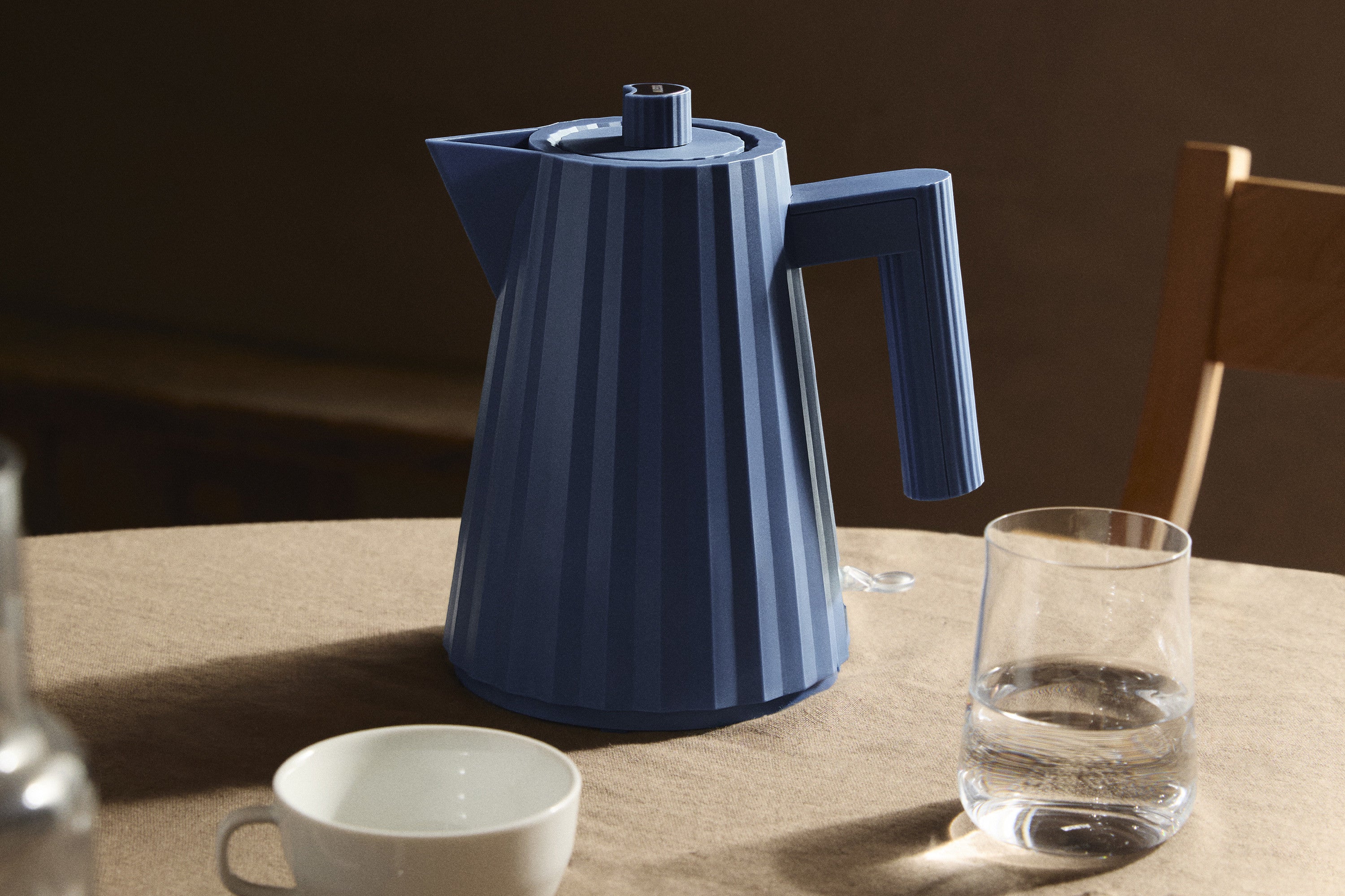 Plisse vedenkeitin (pieni 1L, sininen)