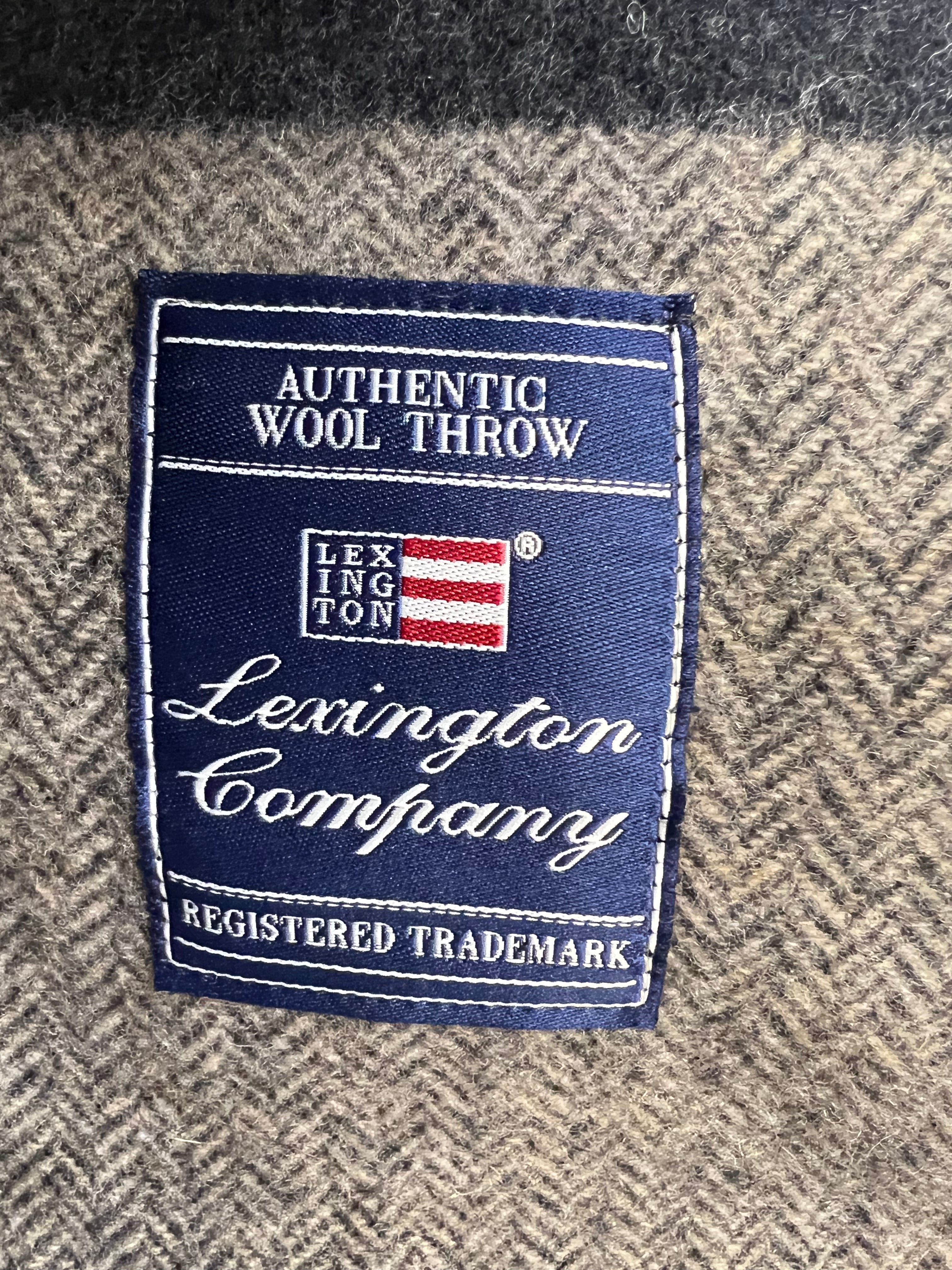 Villainen kalanruotokuvioinen torkkupeitto