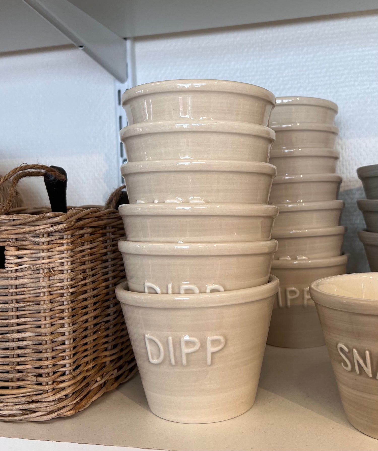Dipp kulho useita värejä