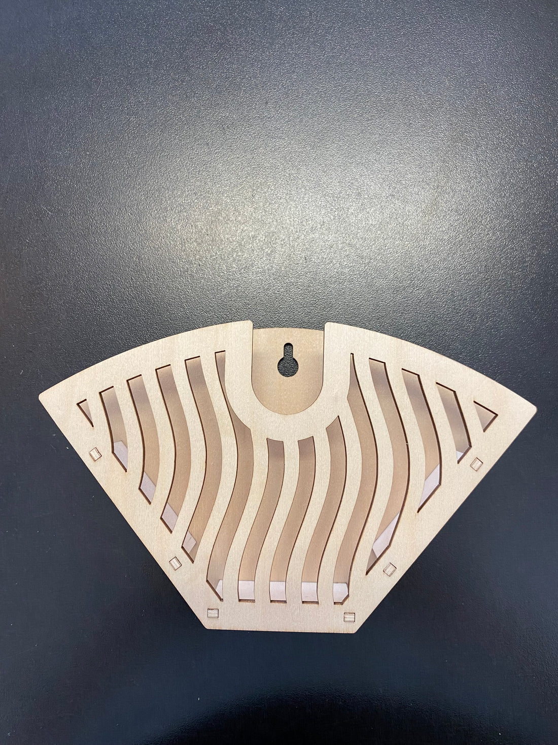 Puinen suodatinpussiteline