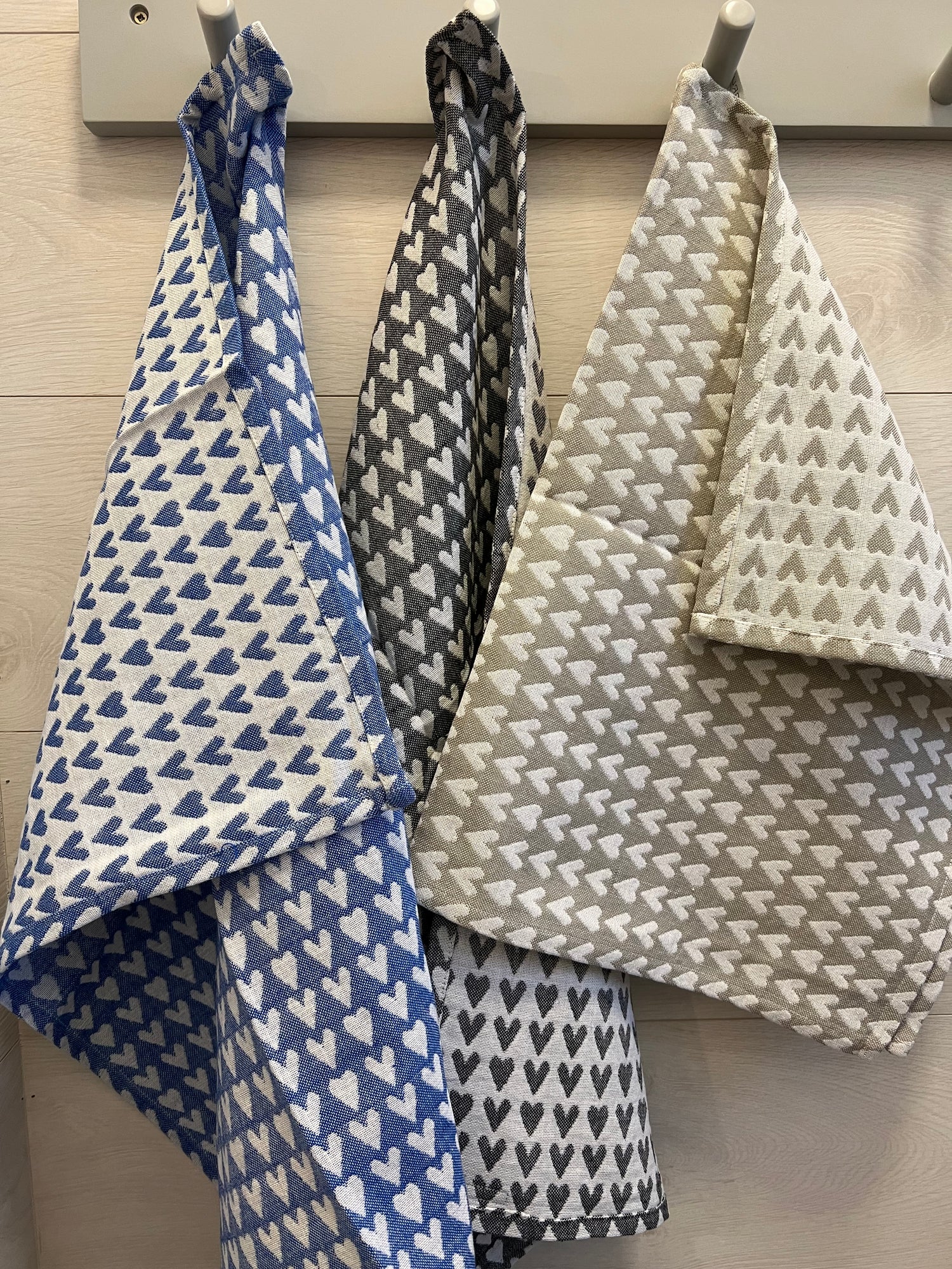 Sydän - keittiöpyyhe useita värejä