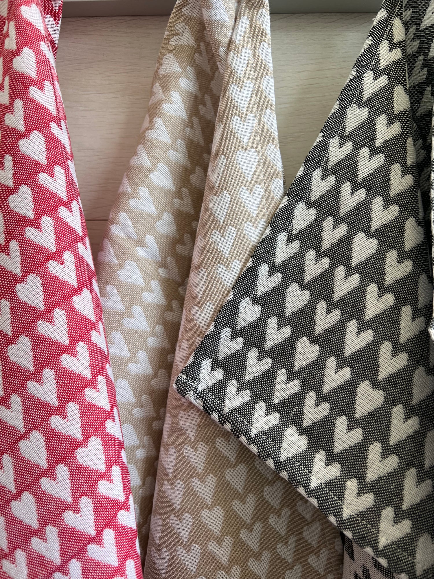 Sydän - keittiöpyyhe useita värejä