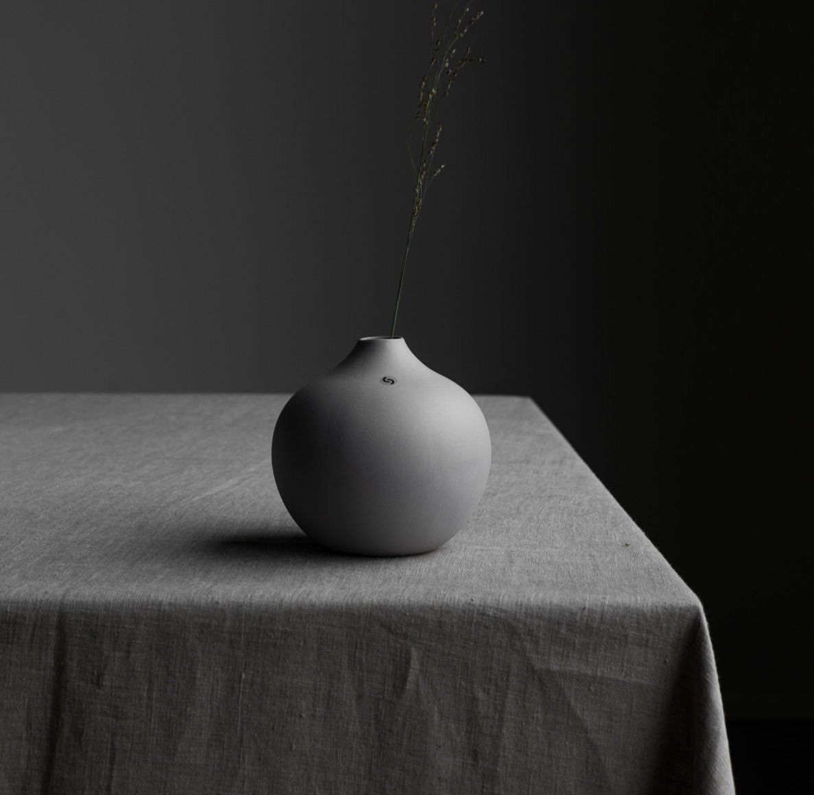 Fröbacken - maljakko, vaalean harmaa