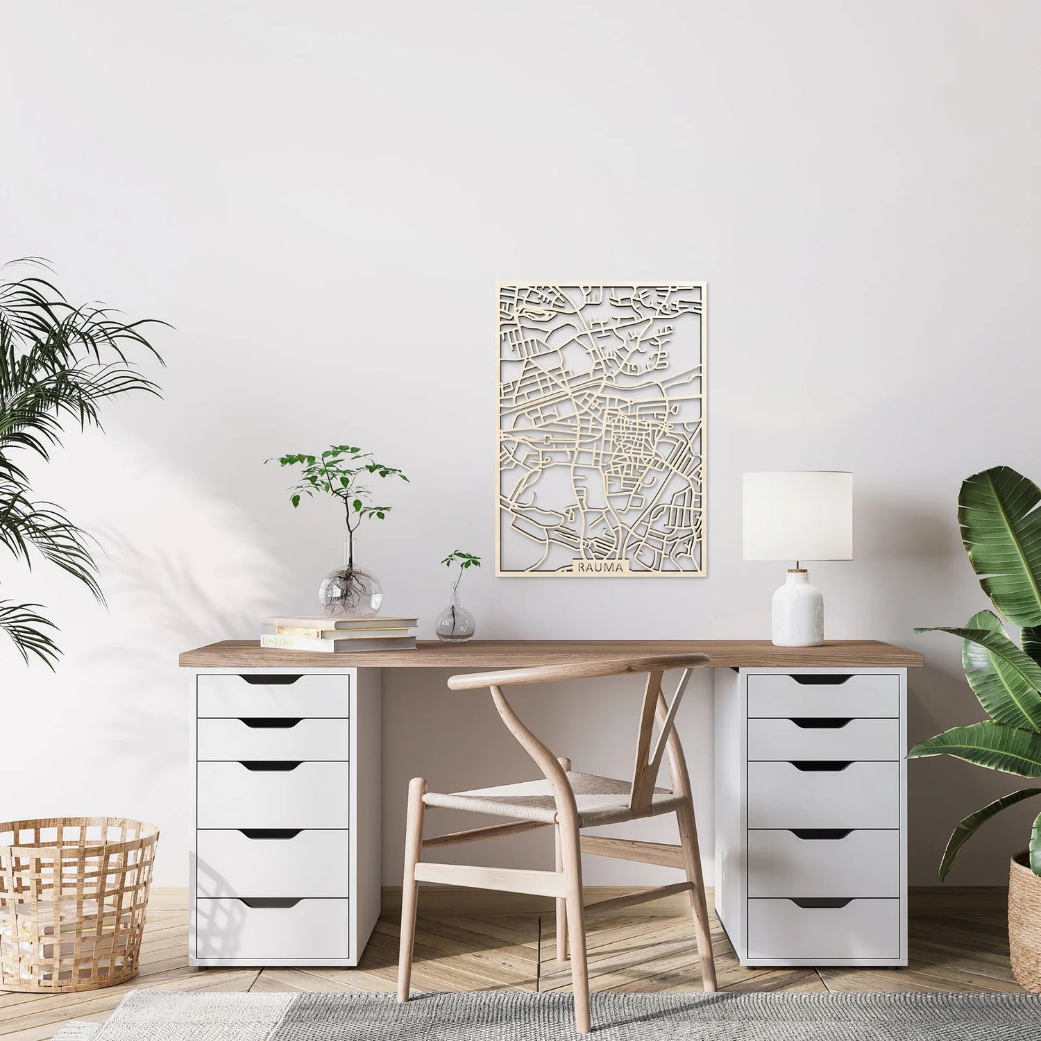 Puinen karttataulu, Rauma, puun tai mustan värinen (29x40cm)