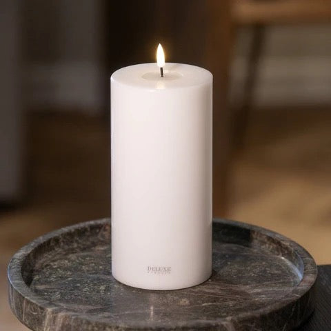 Mocca led-kynttilä 10x20 cm