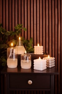 Flamme DOT LED-kynttilä 9,5 cm beige