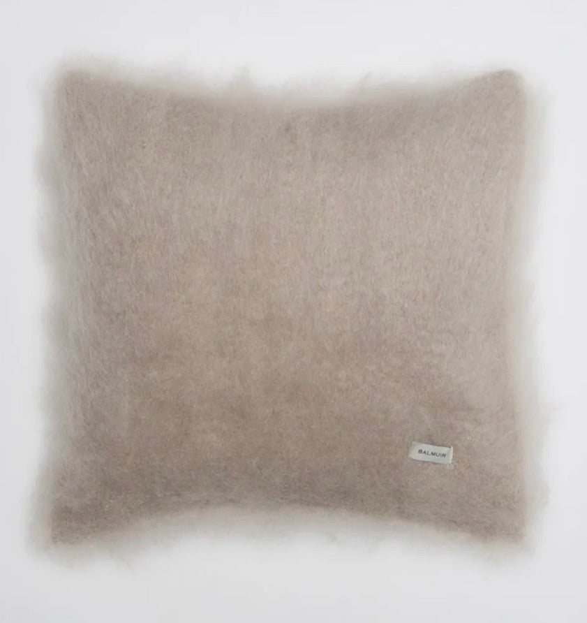 Aurora Kid Mohair -tyynynpäällinen 50x50cm