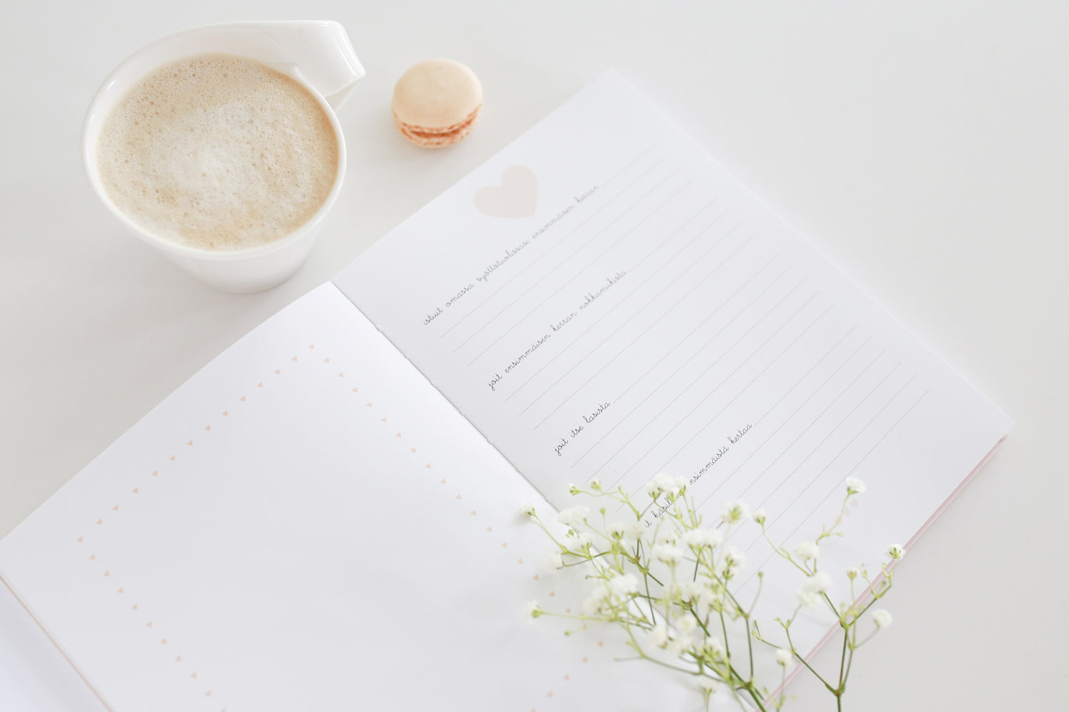 Suloinen tarina sinusta -vauvakirja