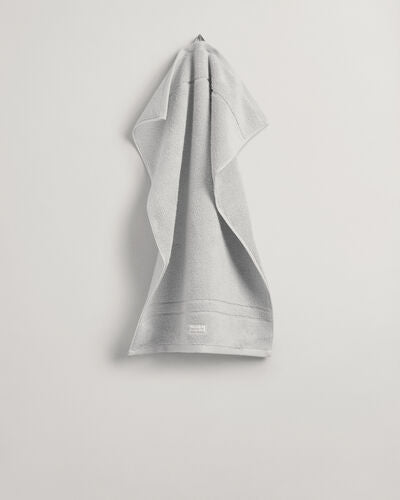 Kasvopyyhe 50 x 70 cm useita värejä