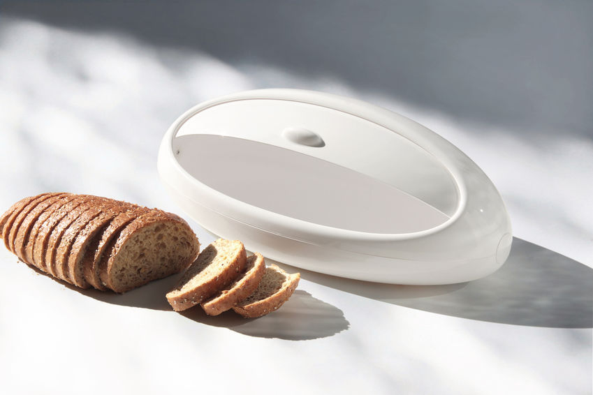 Gnam Leipälaatikko valkoinen tai musta