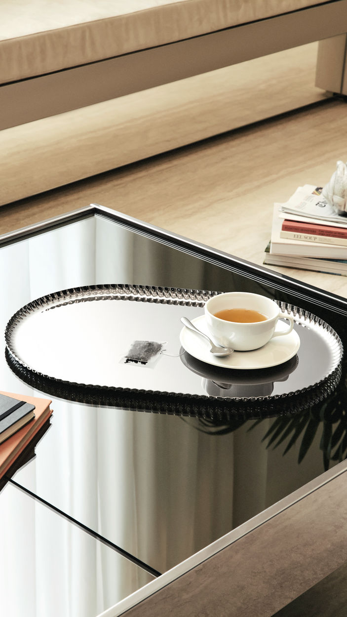 Pleats tarjotin terästä musta 31x46 cm