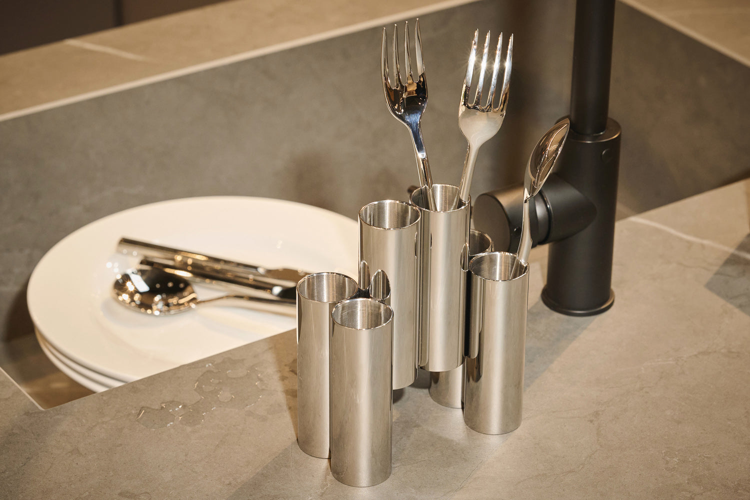 Canale aterinteline, ruostumaton teräs