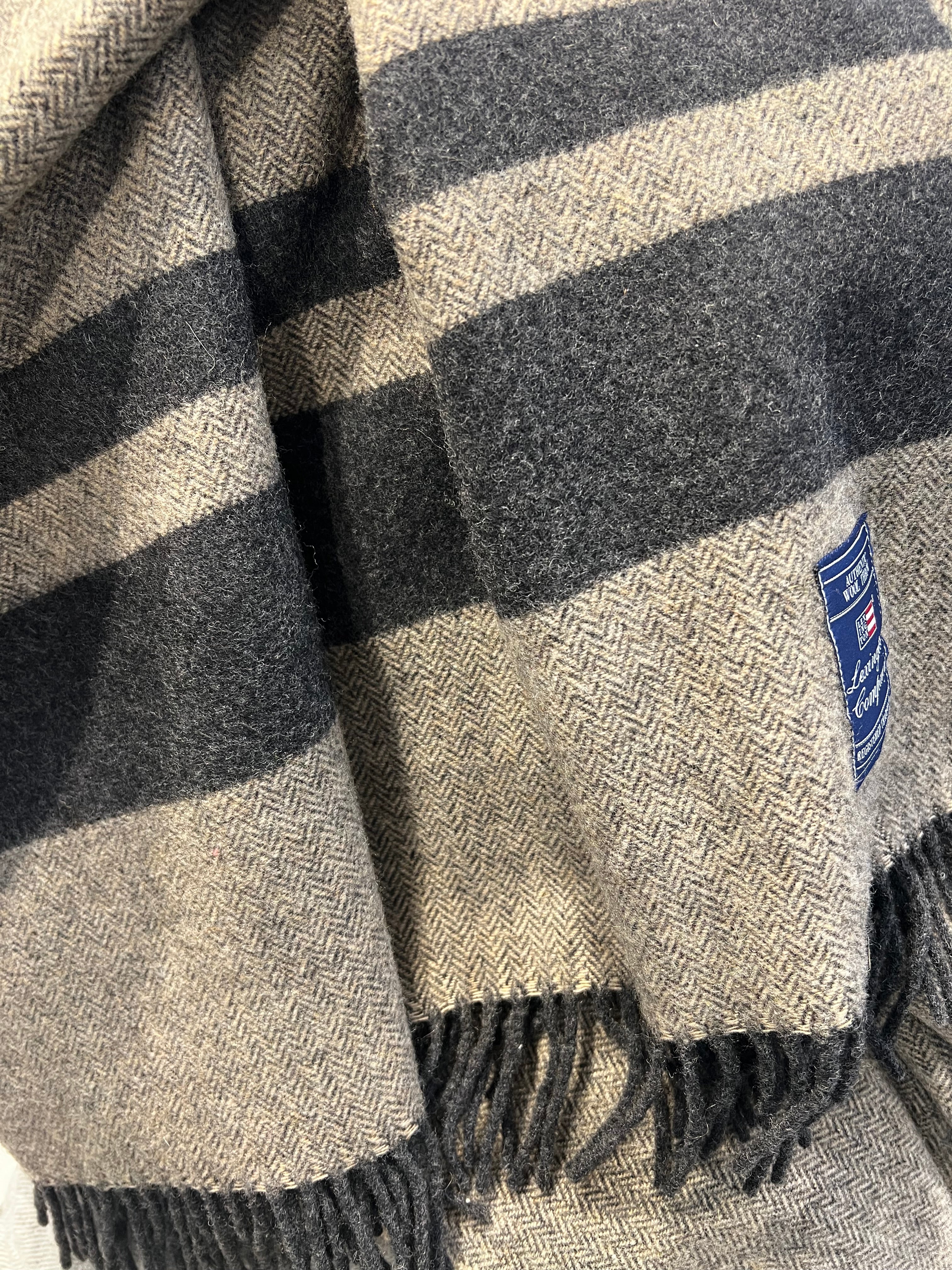 Villainen kalanruotokuvioinen torkkupeitto