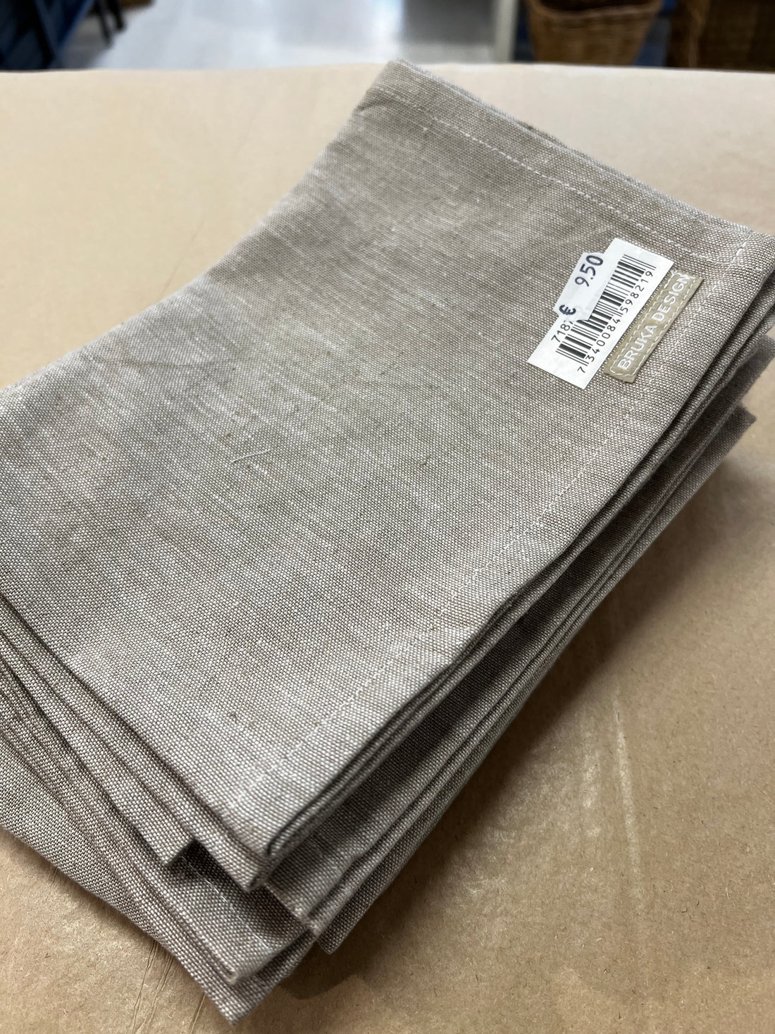 Bruka keittiöpyyhe vaalea