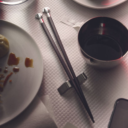 Alessandro chopsticks syömäpuikot ja teline