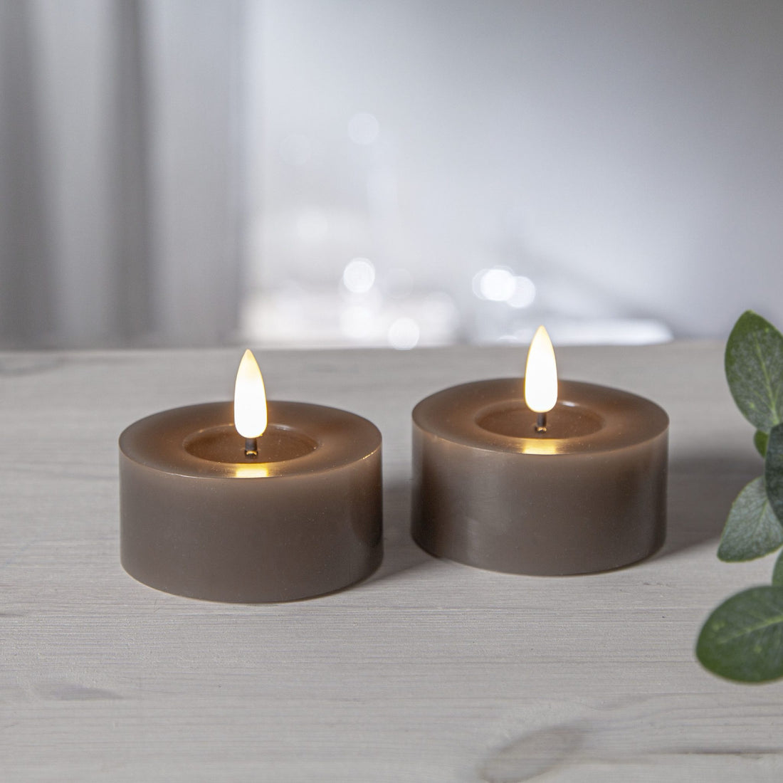 Flamme Flow isot LED tuikut 7 cm 2-pack eri värejä