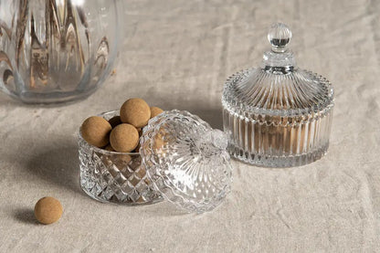 Kaunis purkki, lasia