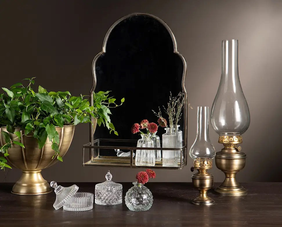 Kaunis purkki, lasia