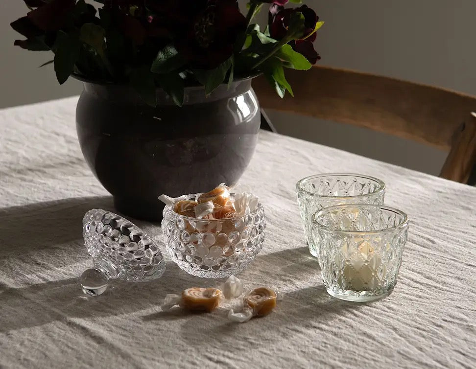 Kaunis purkki, lasia