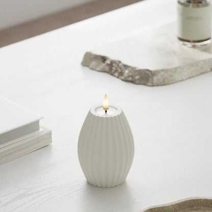 Uritettu LED-kynttilä 10 cm valkoinen tai hiekka