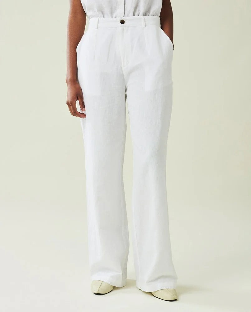 Cleo valkoiset pellava-puuvillasekoite housut