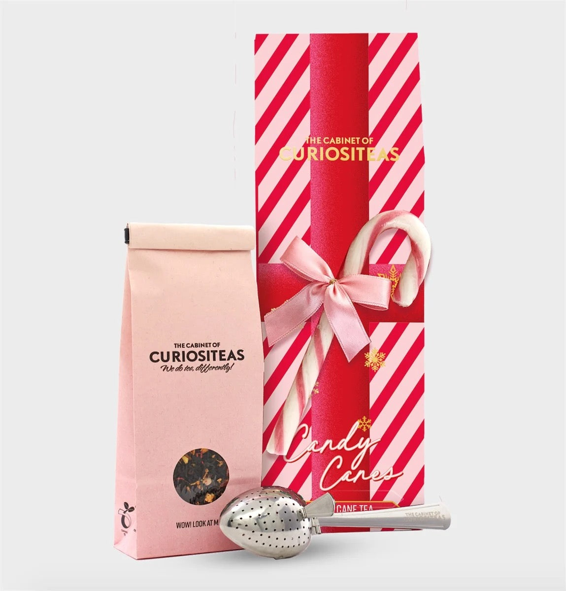 Teepakkaus Candy Cane sisältää teetä, karkkitangon sekä teesihtipallon