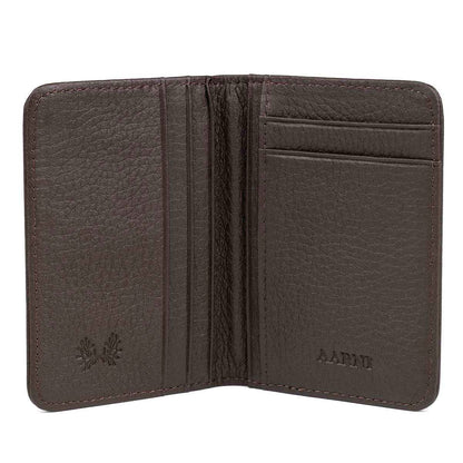 Nahkainen lompakko, eri värejä