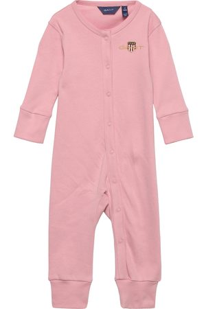 Pyjama Archive Shield roosa eri kokoja