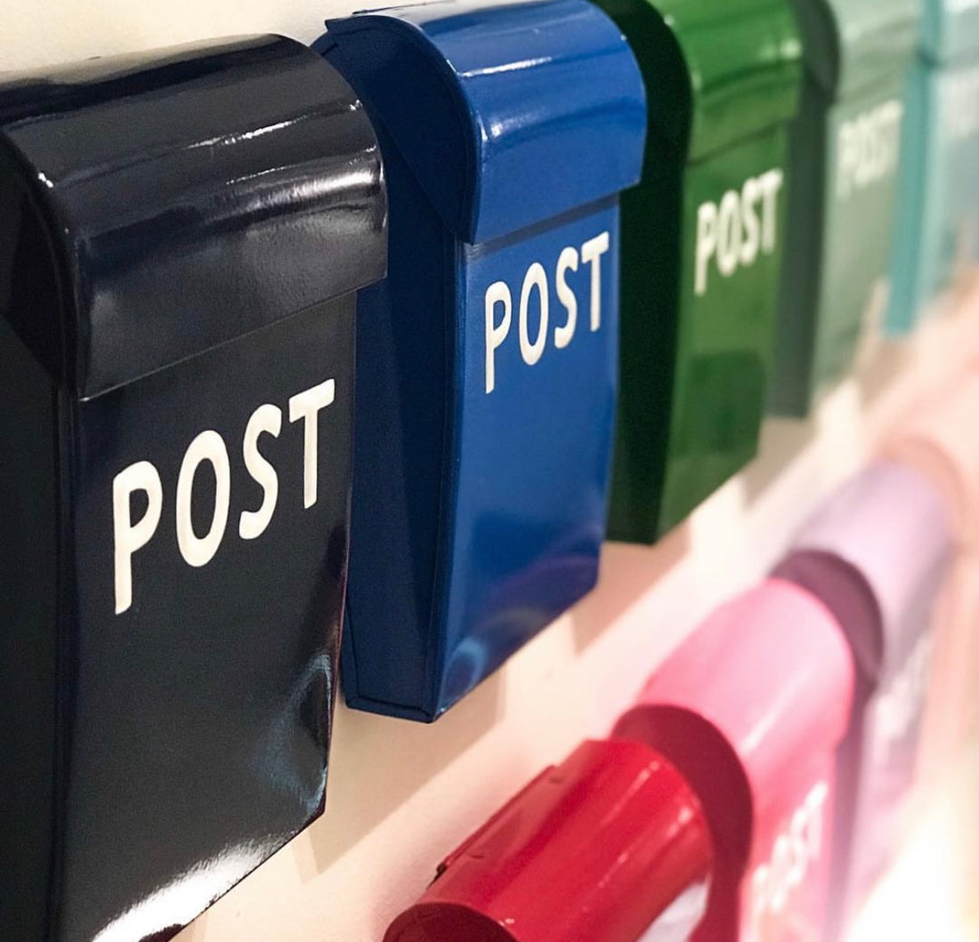 POST-postilaatikko pieni, useita Värejä